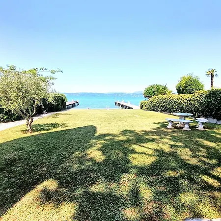 Trilocale Sporting Con Giardino Privato E Wifi - Sunset סירמיונה