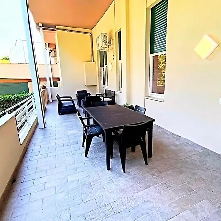 דירה Trilocale Sporting Con Giardino Privato E Wifi - Sunset