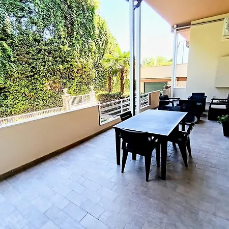 Trilocale Sporting Con Giardino Privato E Wifi - Sunset * סירמיונה