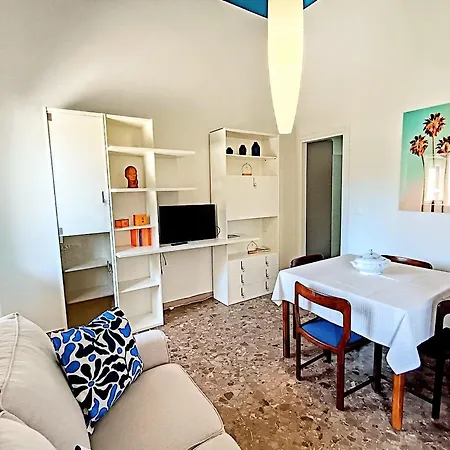 Trilocale Sporting Con Giardino Privato E Wifi - Sunset דירה